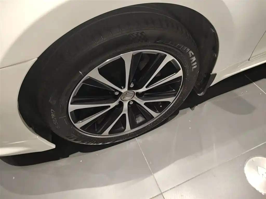 Toyota Crown 2018 2.0T Fashion Edition фото 22