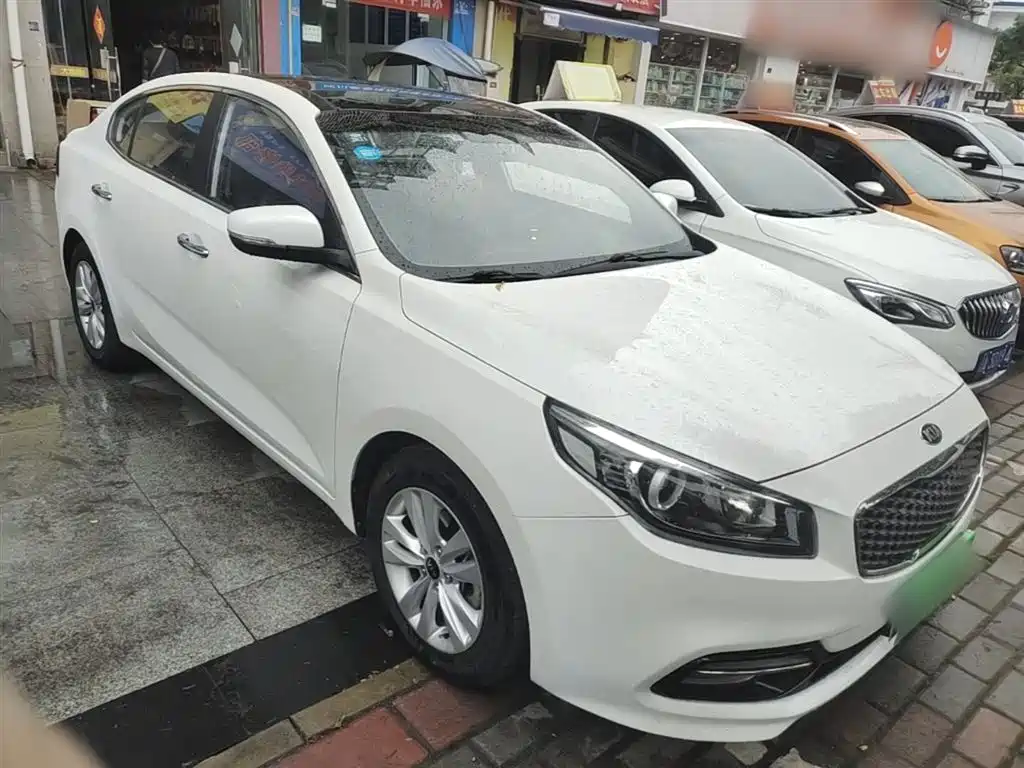 Kia K4 2014 1.8L Automatic GLS фото 4