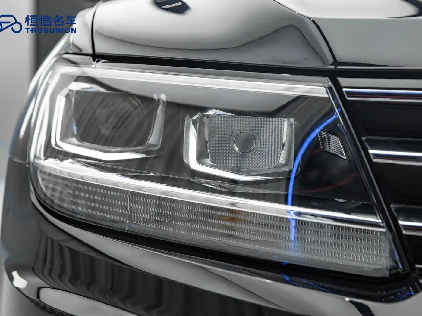 Volkswagen Tiguan L 2018 330TSI Automatic 2WD Luxury Edition фото 10