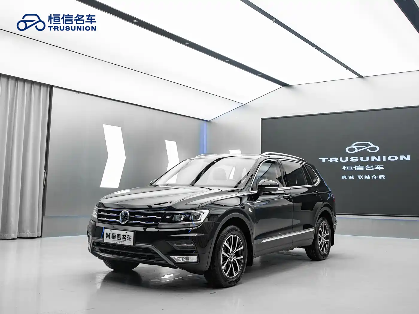 Volkswagen Tiguan L 2018 330TSI Automatic 2WD Luxury Edition фото 3