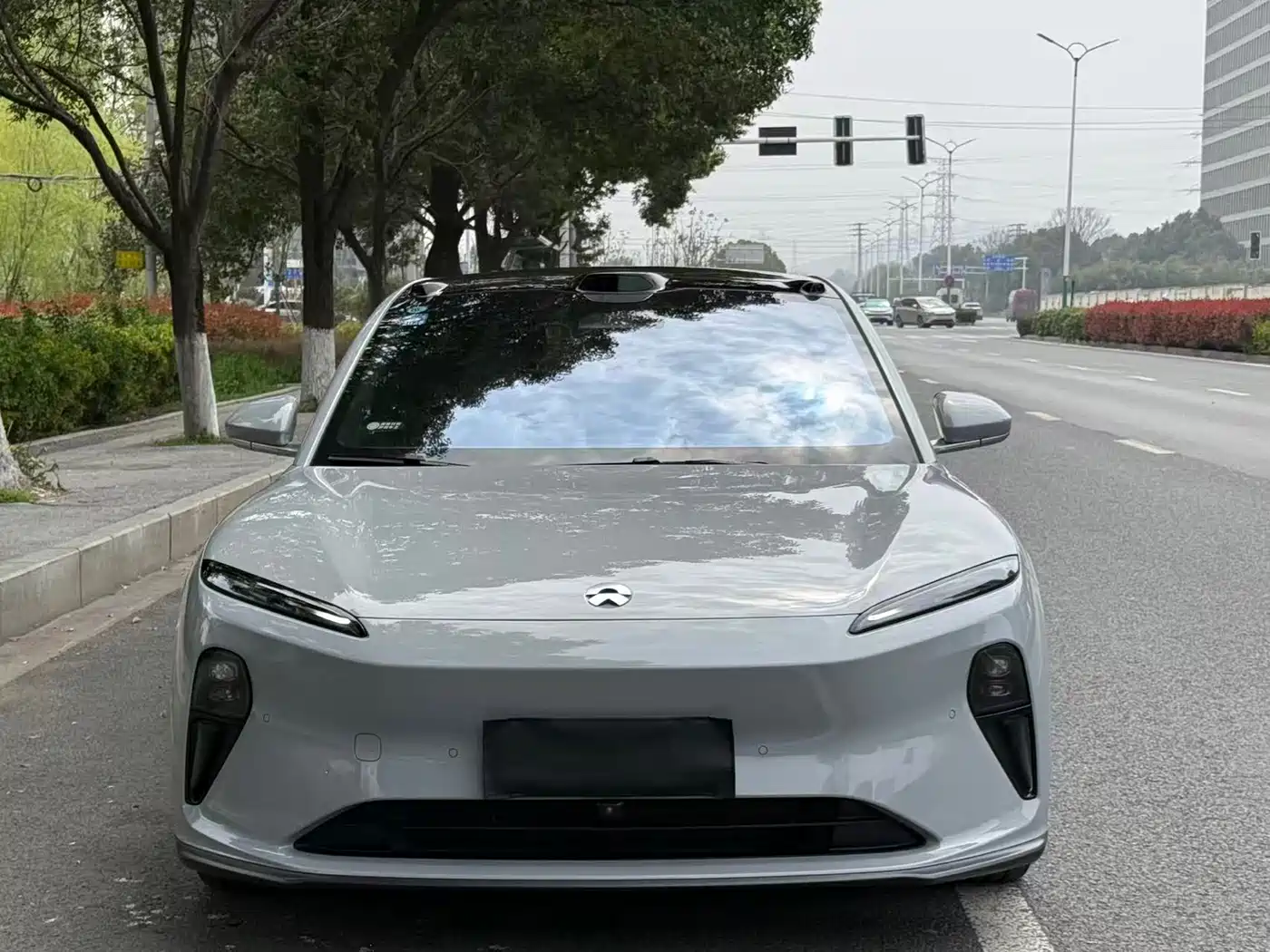 NIO NIO ET5