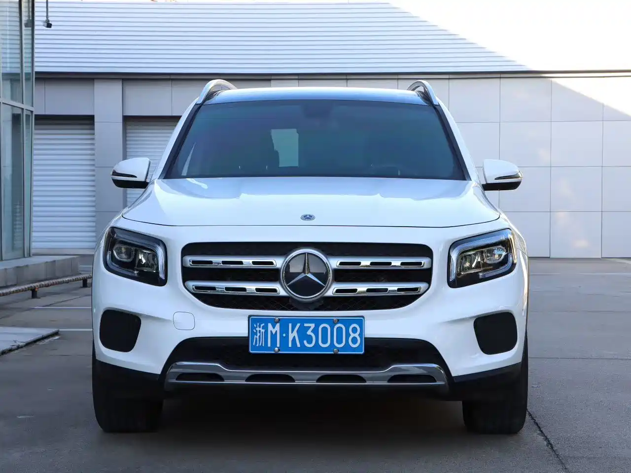 صورة 2 - Mercedes-Benz GLB