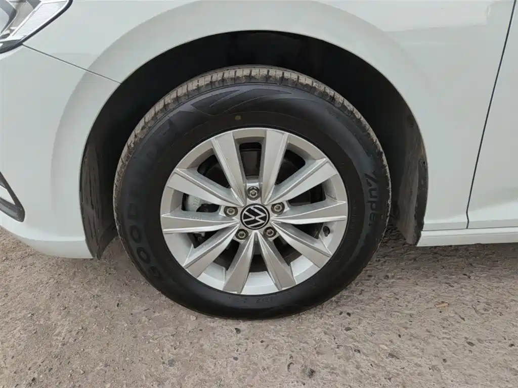 Volkswagen Lavida 2024 Model 1.5L Automatic Delight Edition фото 23