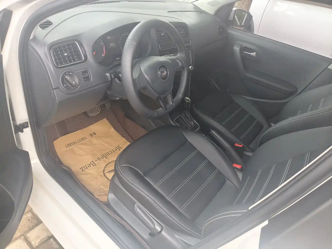 Volkswagen Polo 2016 1.4L Automatic Trend фото 4