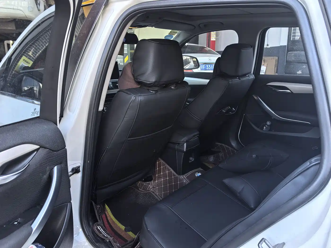 BMW X1 2014 sDrive18i Fashion Edition фото 5