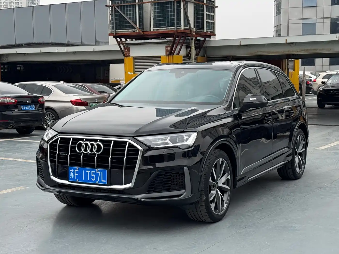 AUDI Q7