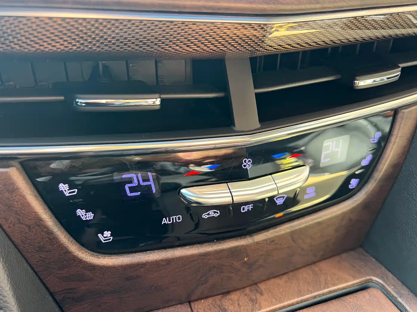 Cadillac CT6 2019 28T Luxury Model фото 13