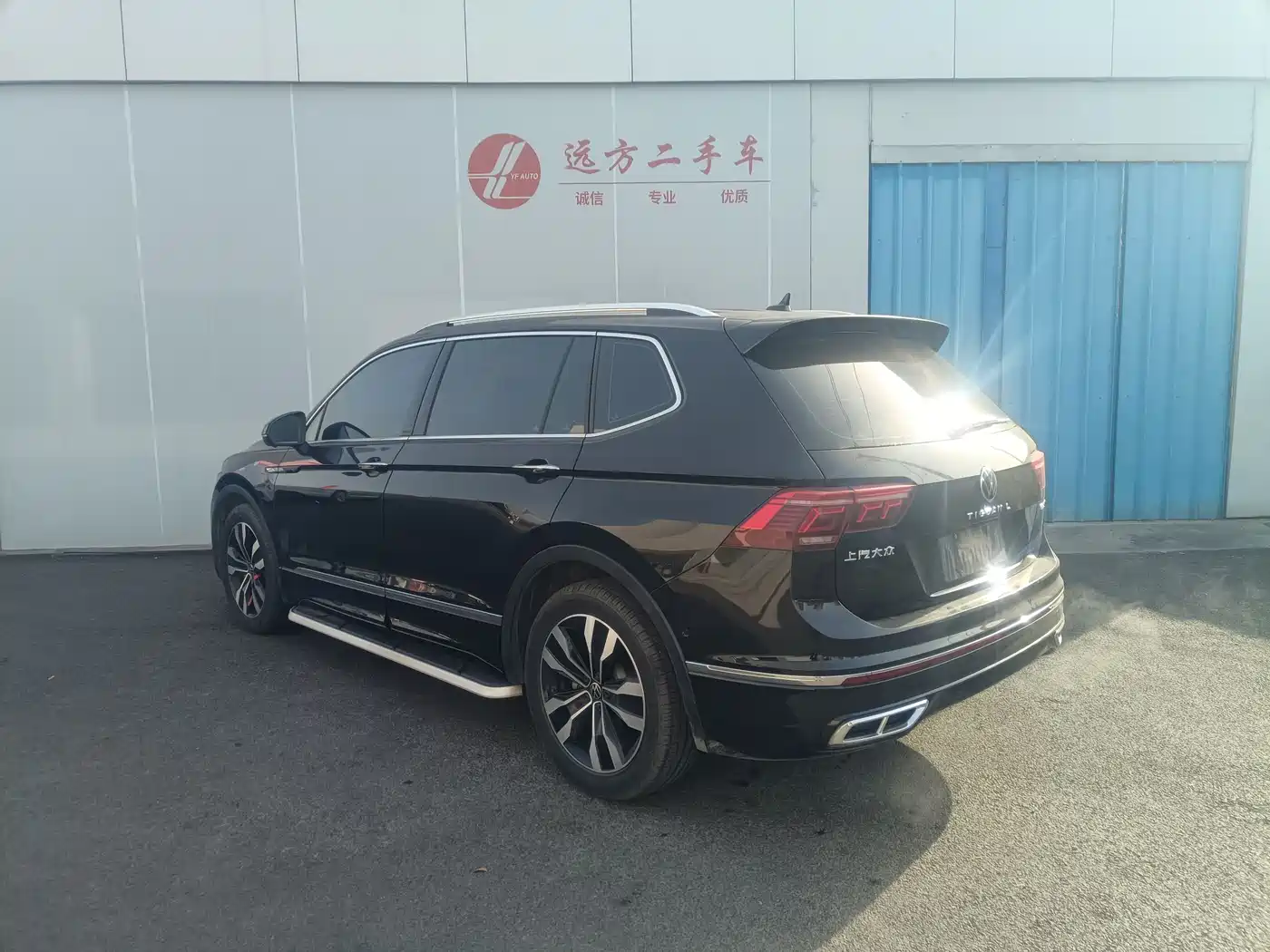Volkswagen Tiguan L 2024 330TSI Automatic 2WD R-Line Premium Enjoyment Edition фото 4
