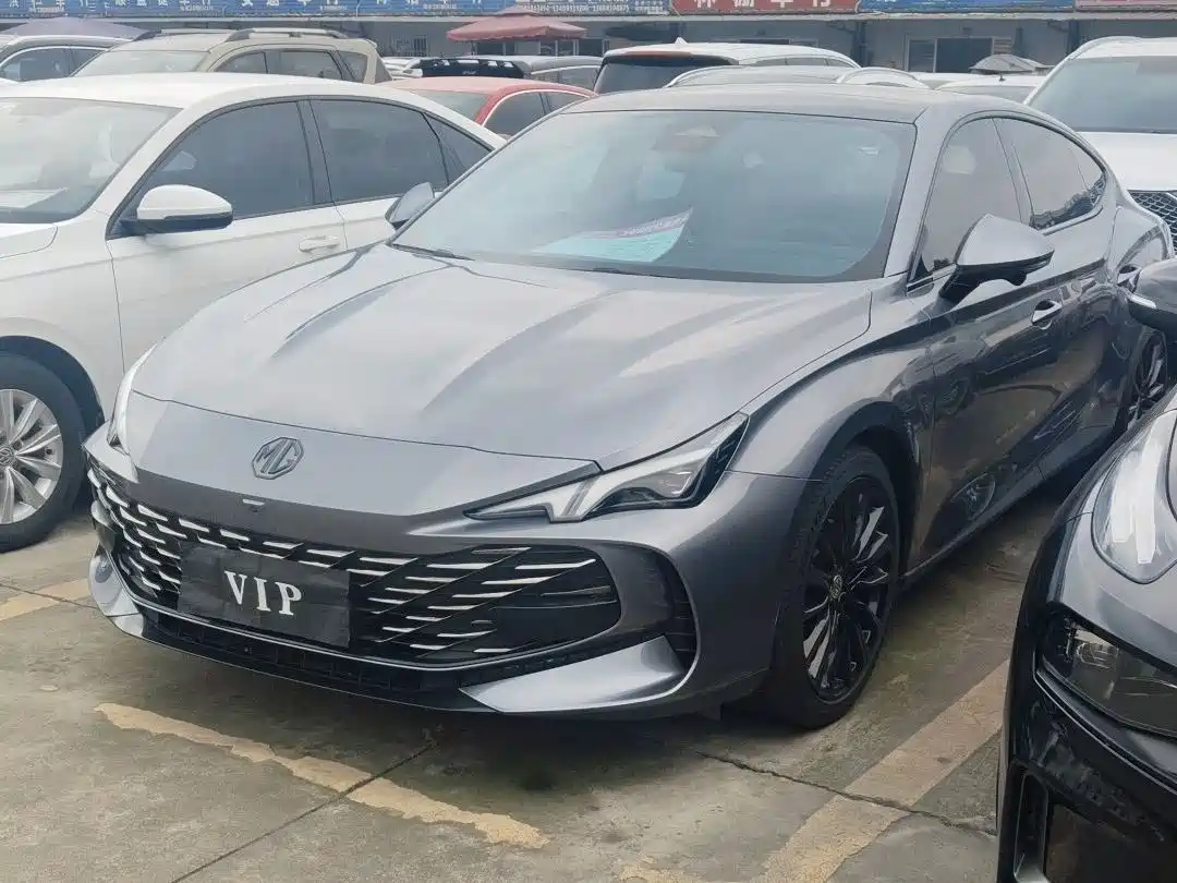 MG MG7