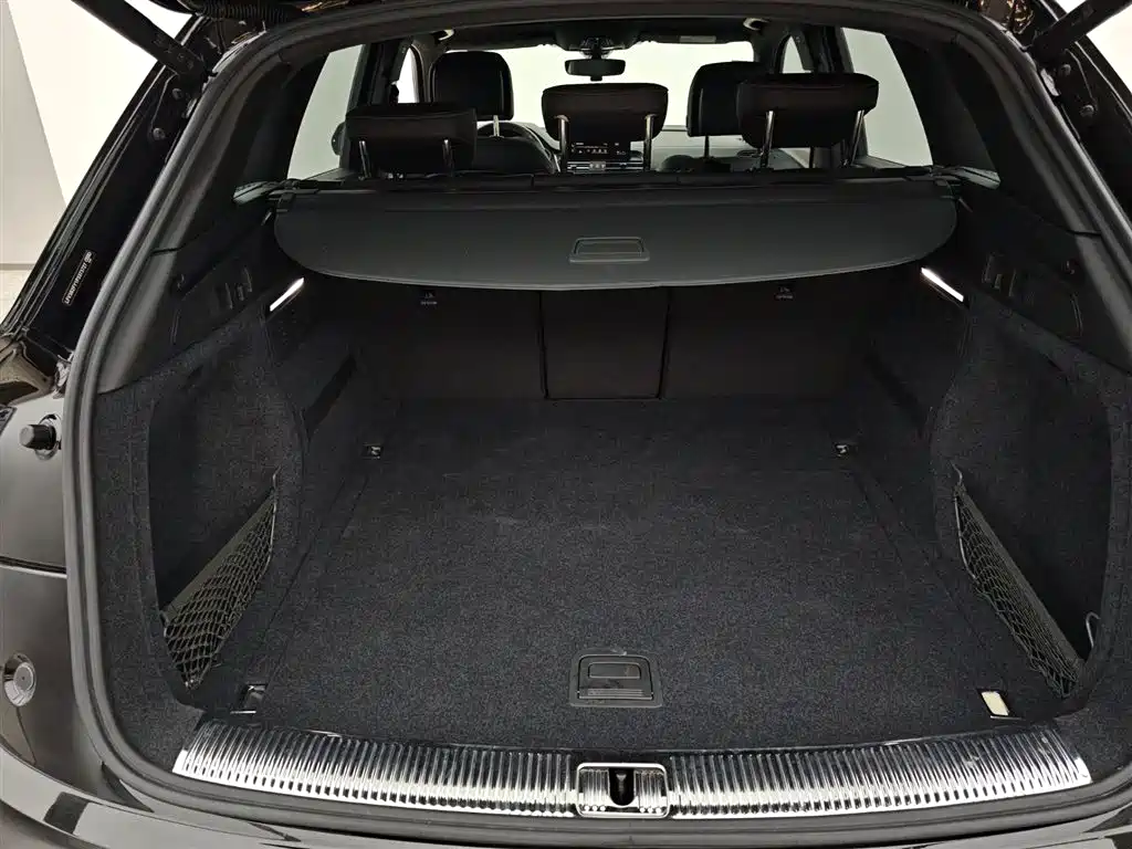 Audi Q5L 2023 40T Luxury Dynamic фото 18