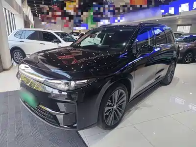 Leapmotor C16