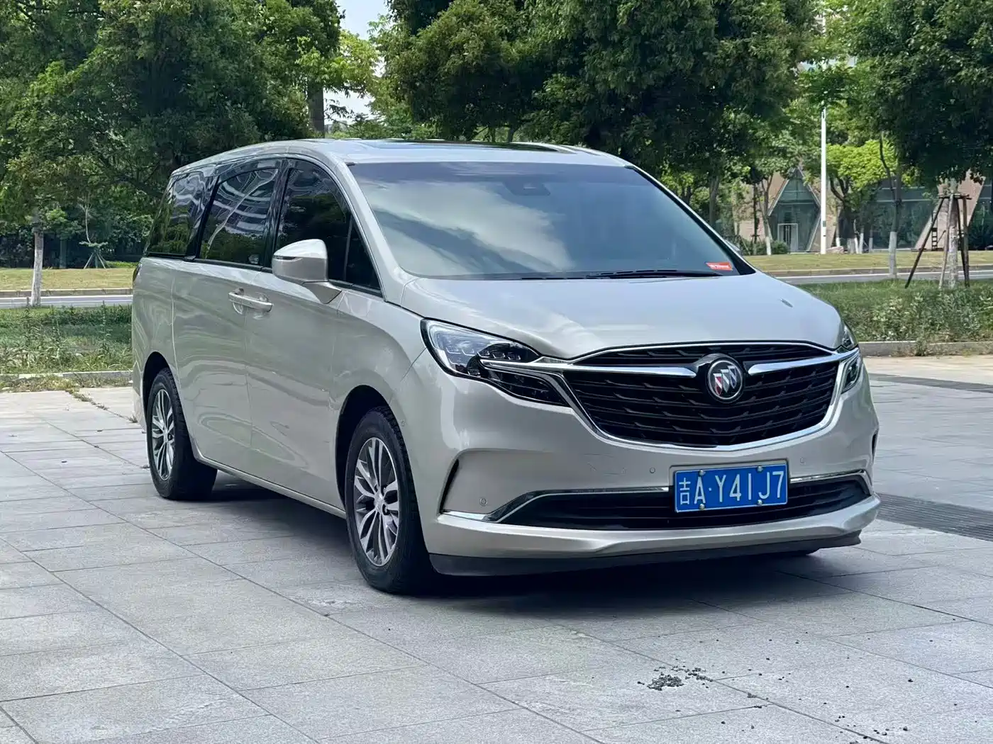 BUICK GL8