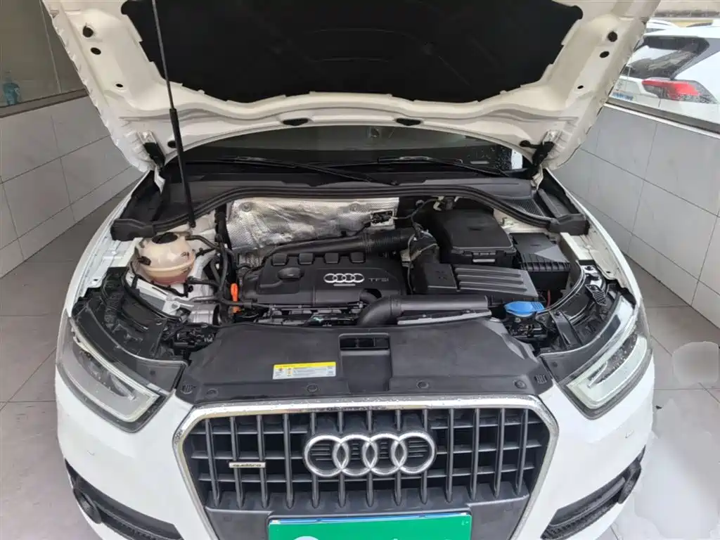 Audi Q3 2015 35 TFSI quattro Technology фото 20