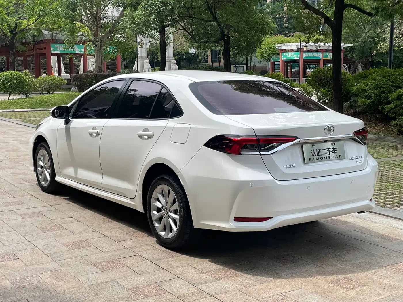 Toyota Corolla 2021 1.2T S-CVT Elite PLUS Edition фото 6