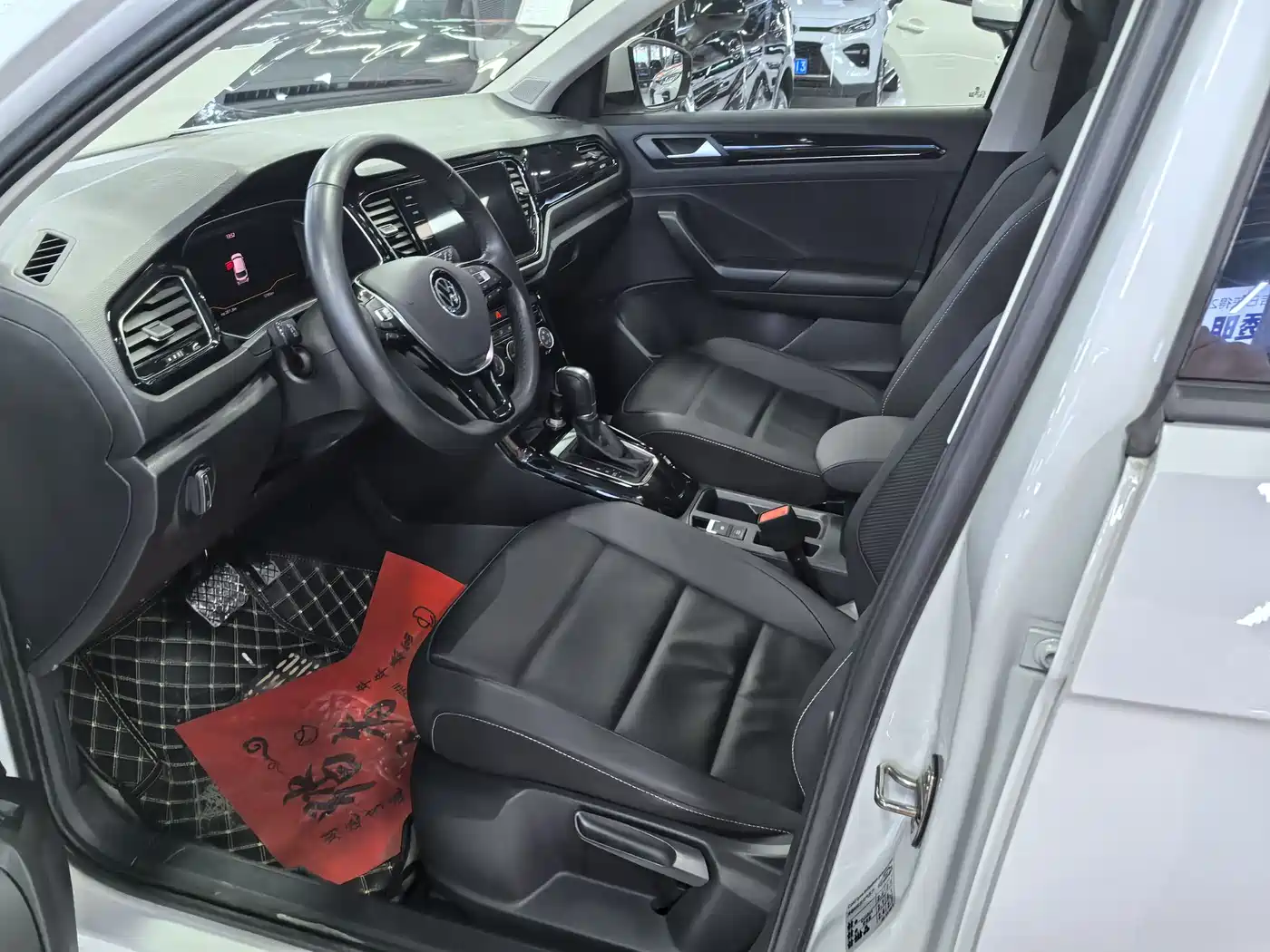 Volkswagen T-ROC 2021 280TSI DSG 2WD Comfort Connected фото 7