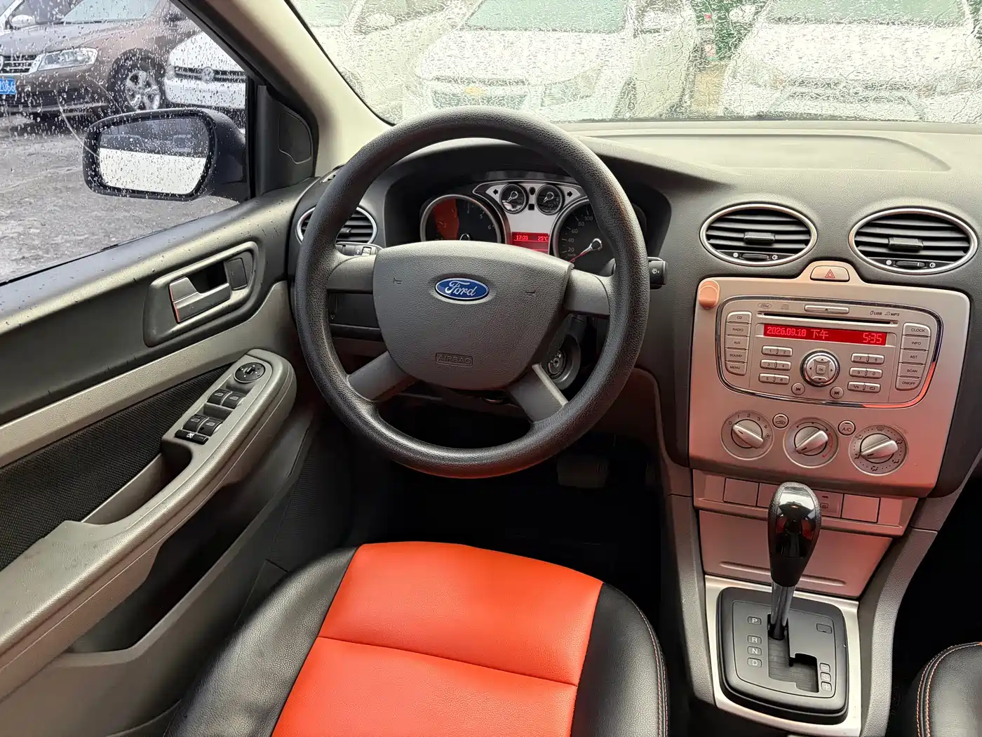 Ford Focus 2013 2013 Hatchback Classic 1.8L Automatic Base
