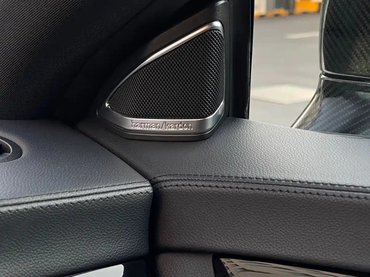 Mercedes-Benz CLS AMG 2015 AMG CLS 63 S 4MATIC фото 30