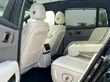 Фото 15 - Li Auto i6