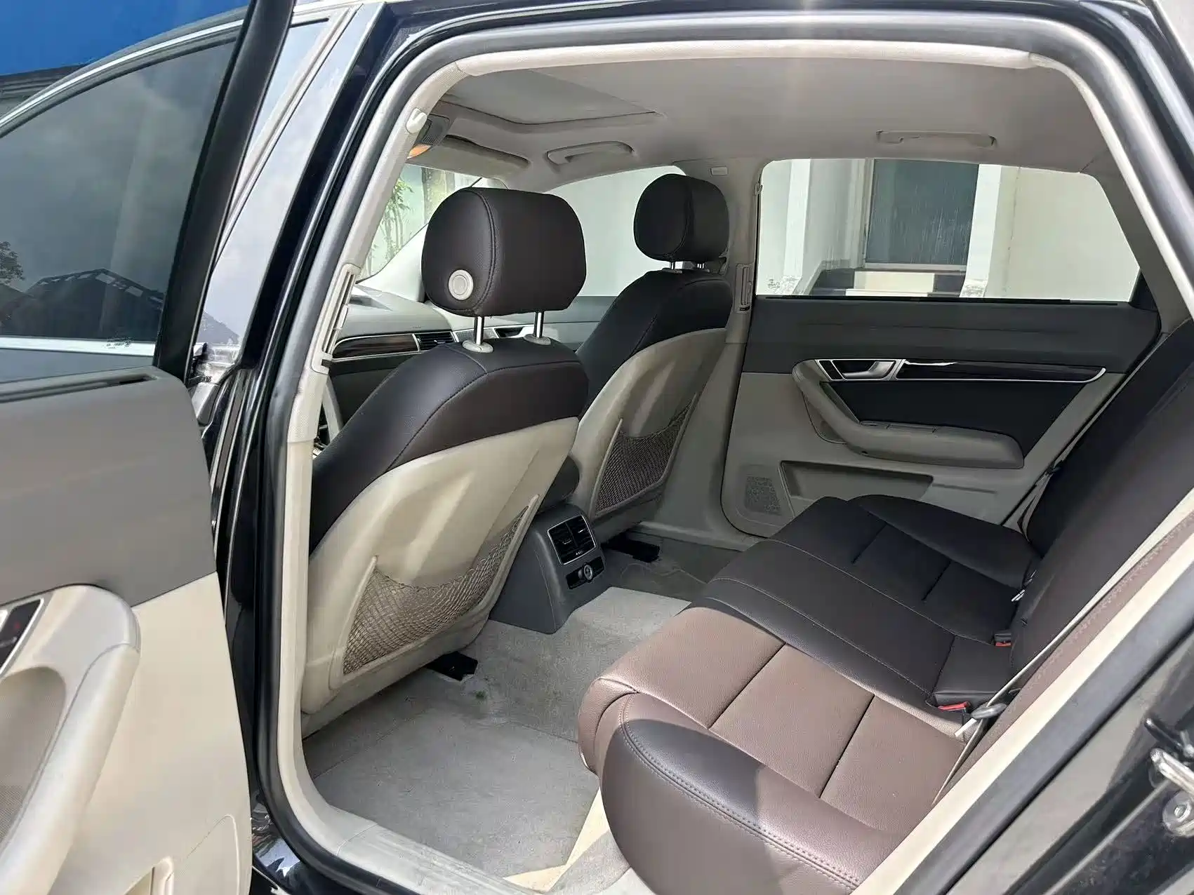 Фото 5 - Audi A6L