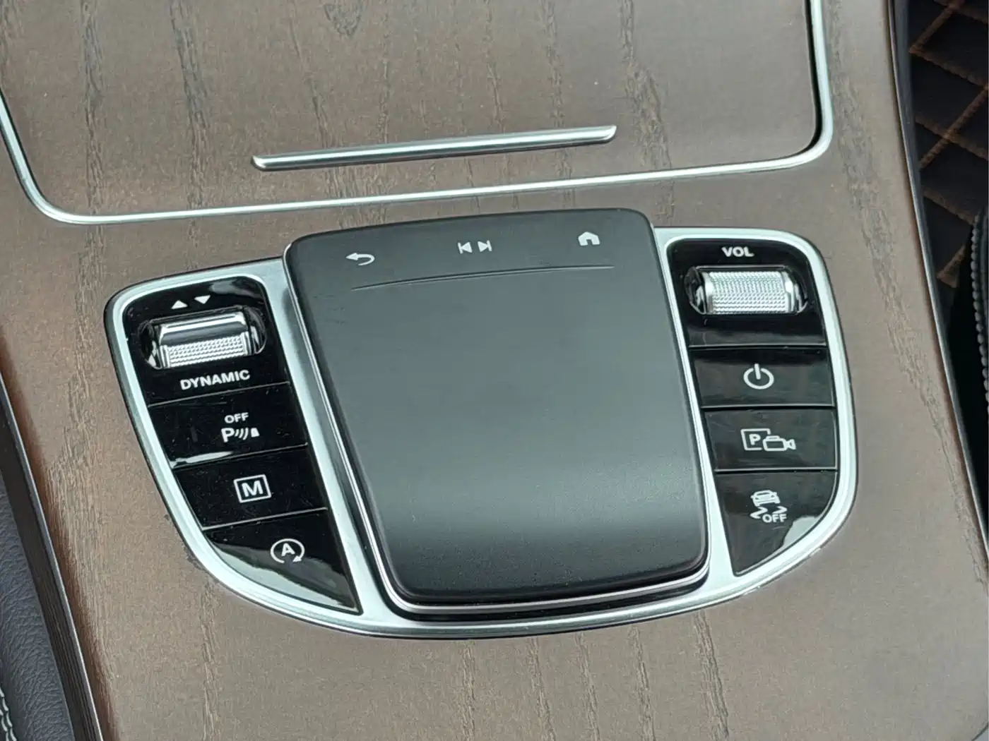 Mercedes-Benz GLC 2022 Model GLC 300 L 4MATIC Dynamic Edition фото 12