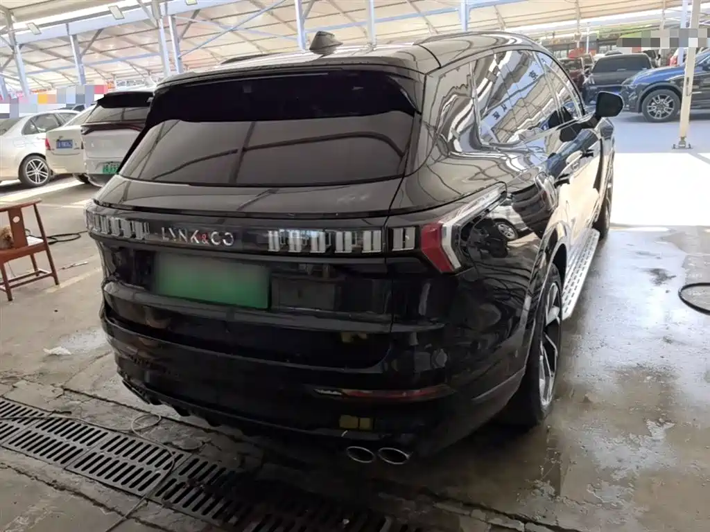 Lynk & Co 09 EM-P 2021 2.0T PHEV Halo 7-Seater фото 6