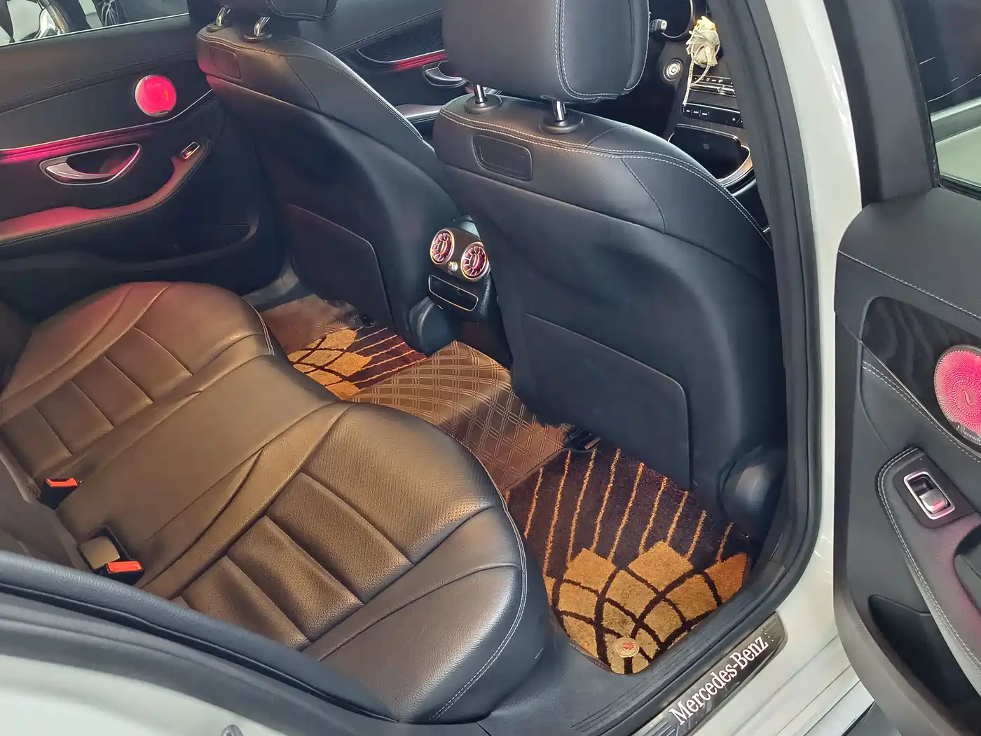 Mercedes-Benz C-Class 2019 C 260 L Sport фото 6