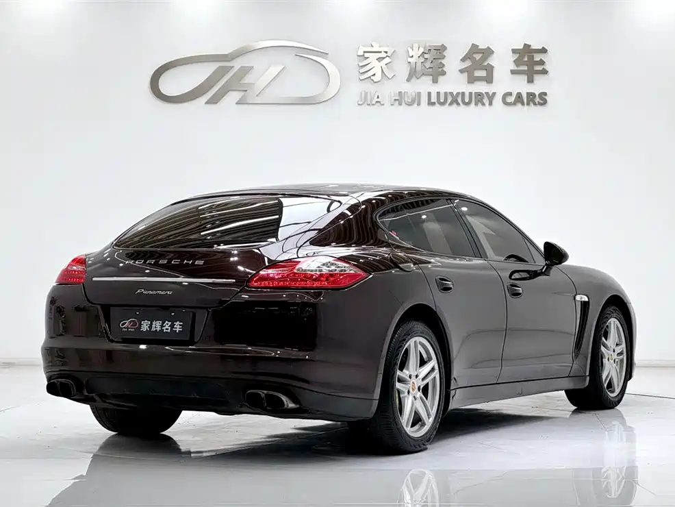 Porsche Panamera 2010 Panamera 4 3.6L фото 5