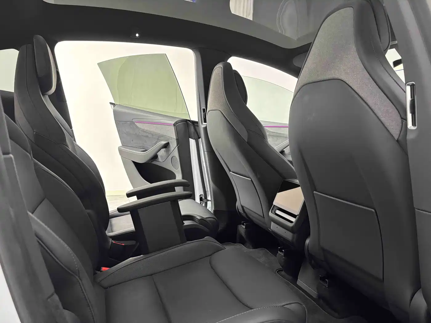 Tesla Model Y L 2025 2025 Facelift Long Range AWD