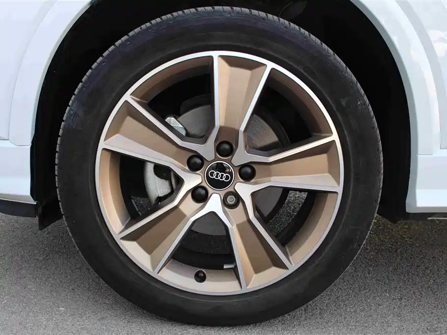 Audi Q2L 2024 35TFSI Fashion Sport фото 6