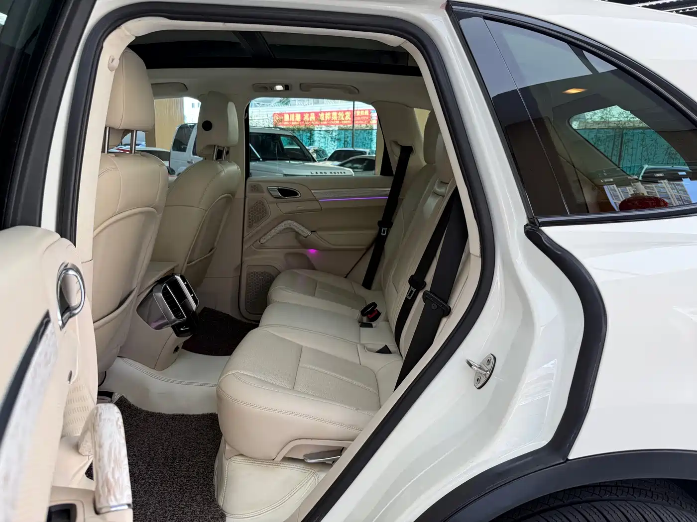 Porsche Cayenne 2011 Cayenne S Hybrid 3.0T фото 27