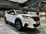 Фото 3 - Peugeot 2008