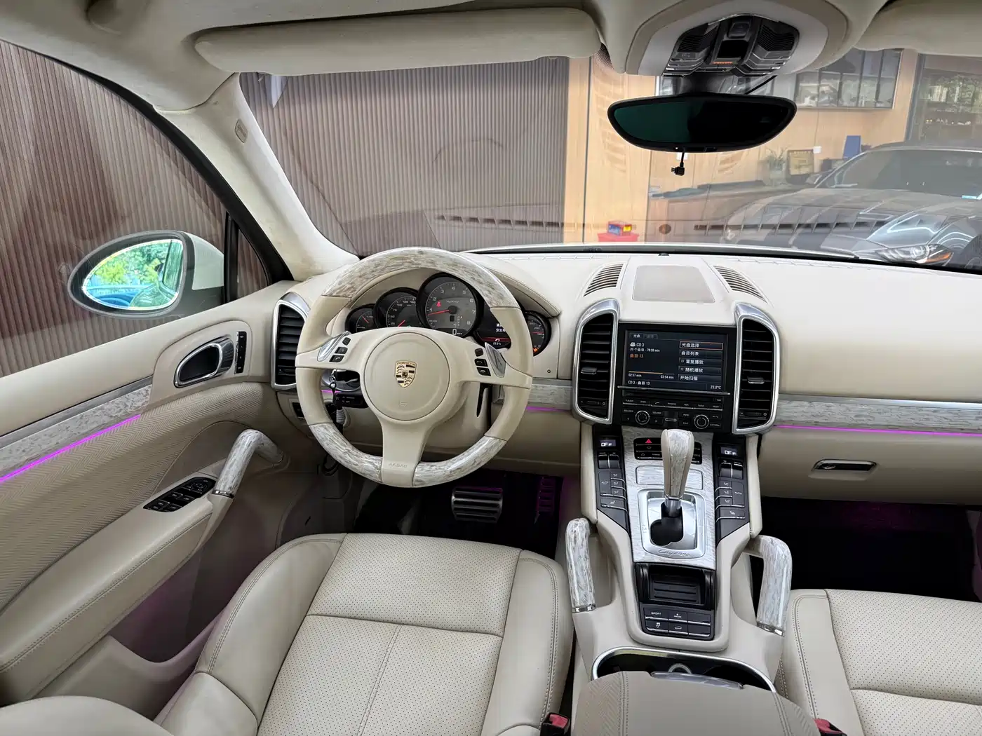 Porsche Cayenne 2011 Cayenne S Hybrid 3.0T фото 21