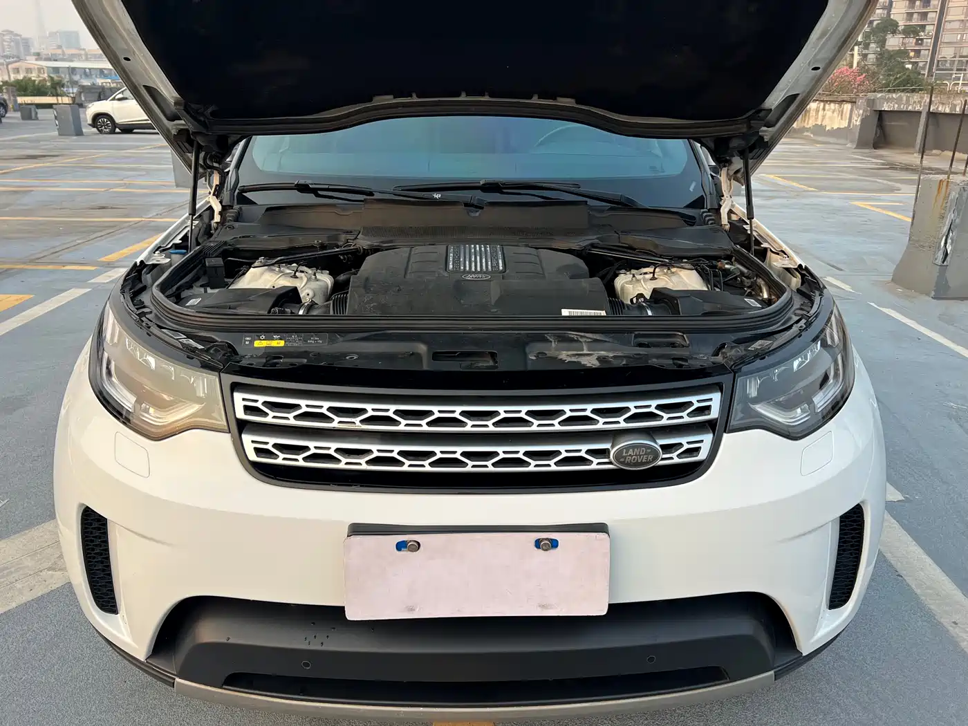 Land Rover Discovery 2017 3.0 SC V6 HSE фото 19