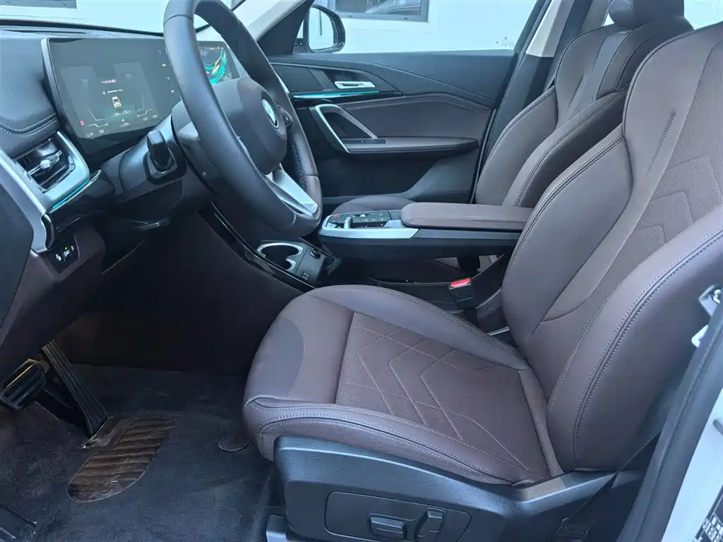 BMW iX1 2025 2025 eDrive25L X Design Package