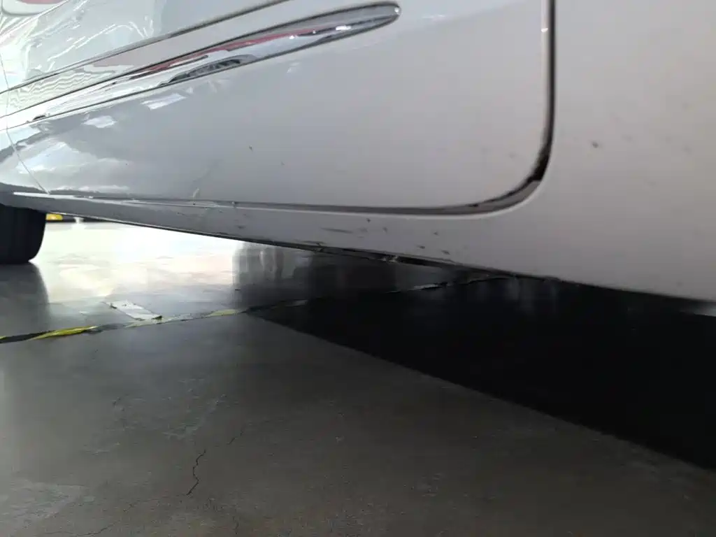 Photo 21 - Shangjie SUV