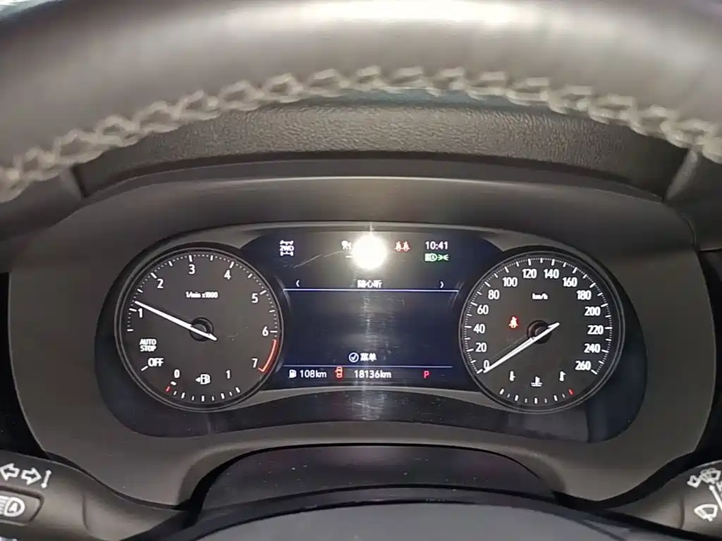 Buick Enclave 2023 2022 652T AWD Premium Flagship 6-Seater