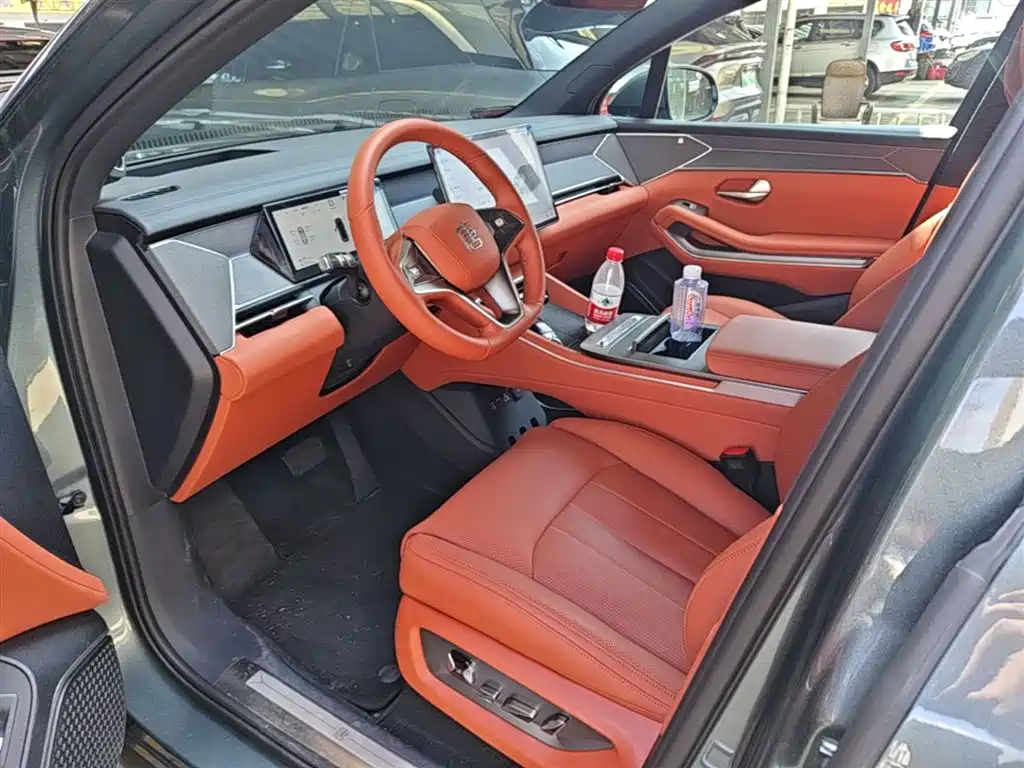 BYD Tang L 2025 DM 175KM Drone Player Edition фото 15