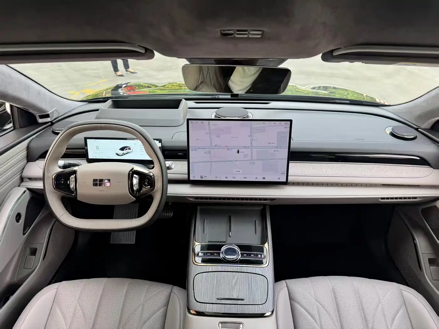 Geely Galaxy Galaxy Xingyao 8 2025 60km EM-i Luxury Edition фото 5
