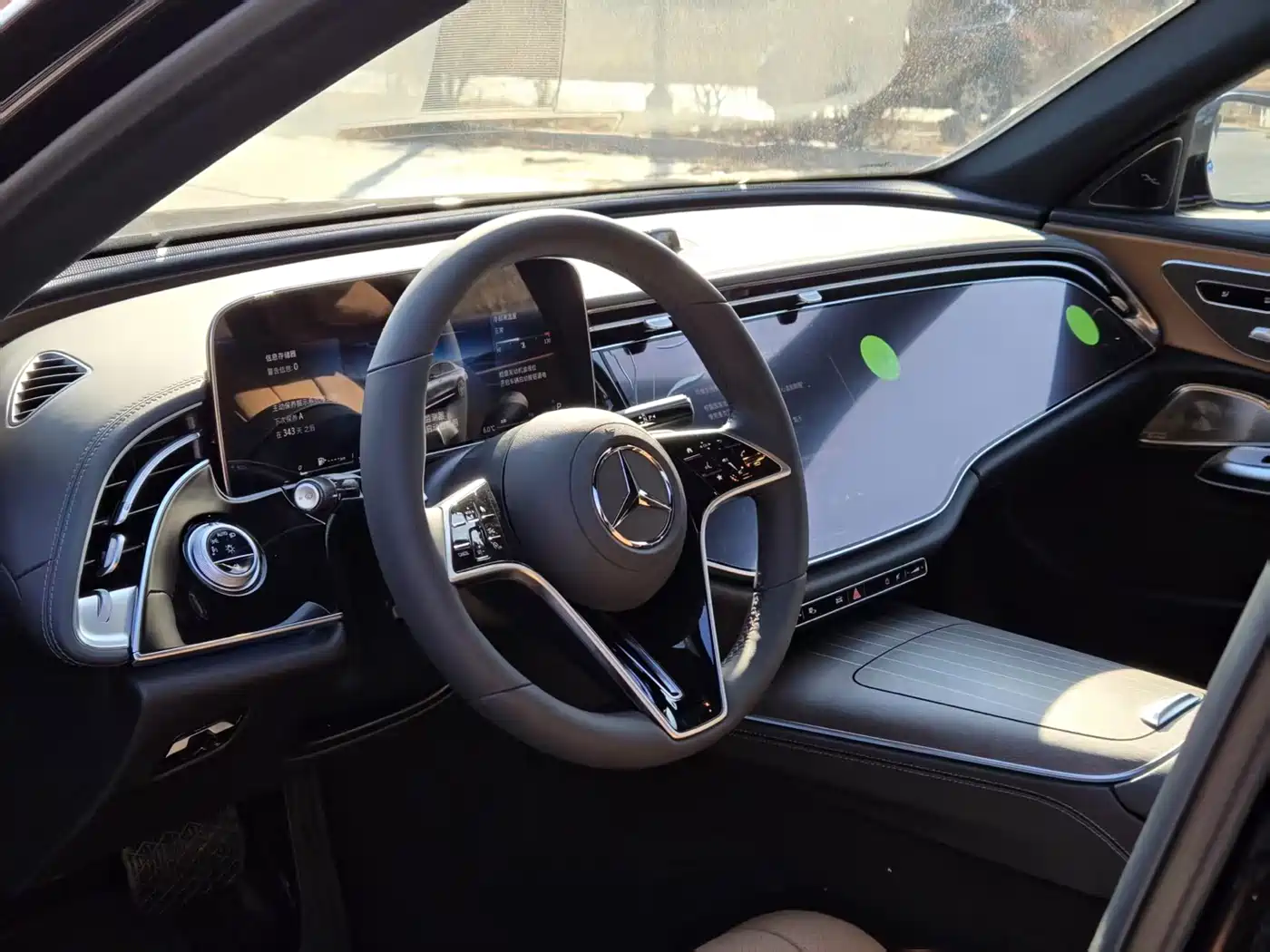 Mercedes-Benz E-Class 2026 E 300 L Luxury фото 7