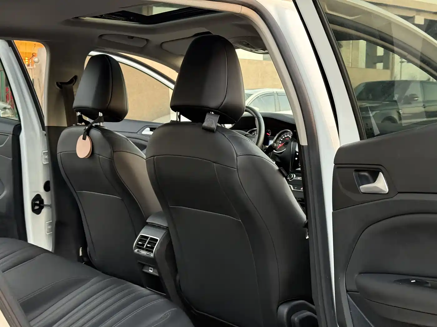 Peugeot 408 2020 230THP 10th Anniversary Quality Fun Edition фото 10