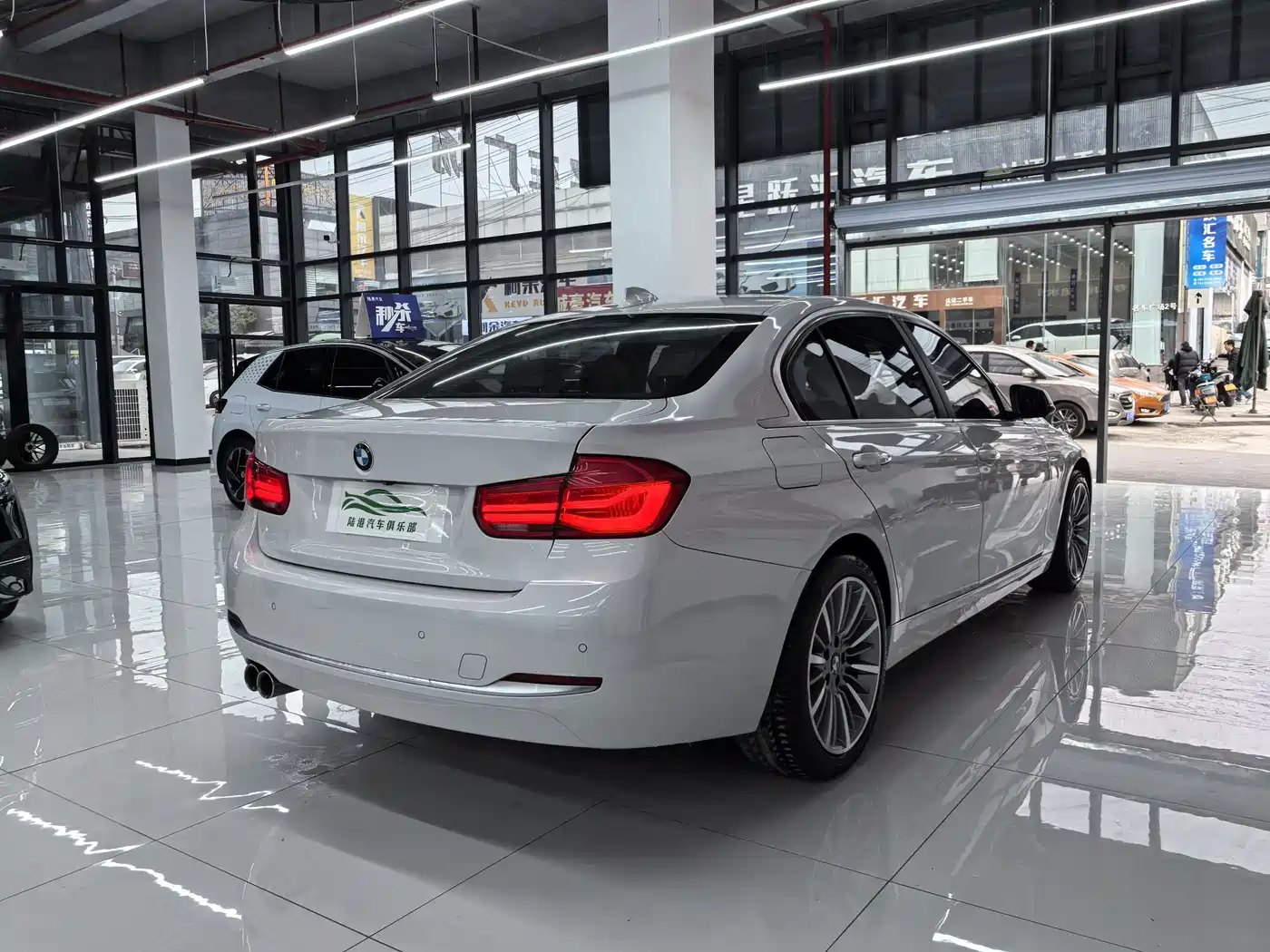 BMW 3 Series 2019 320Li xDrive Fashion Type фото 14