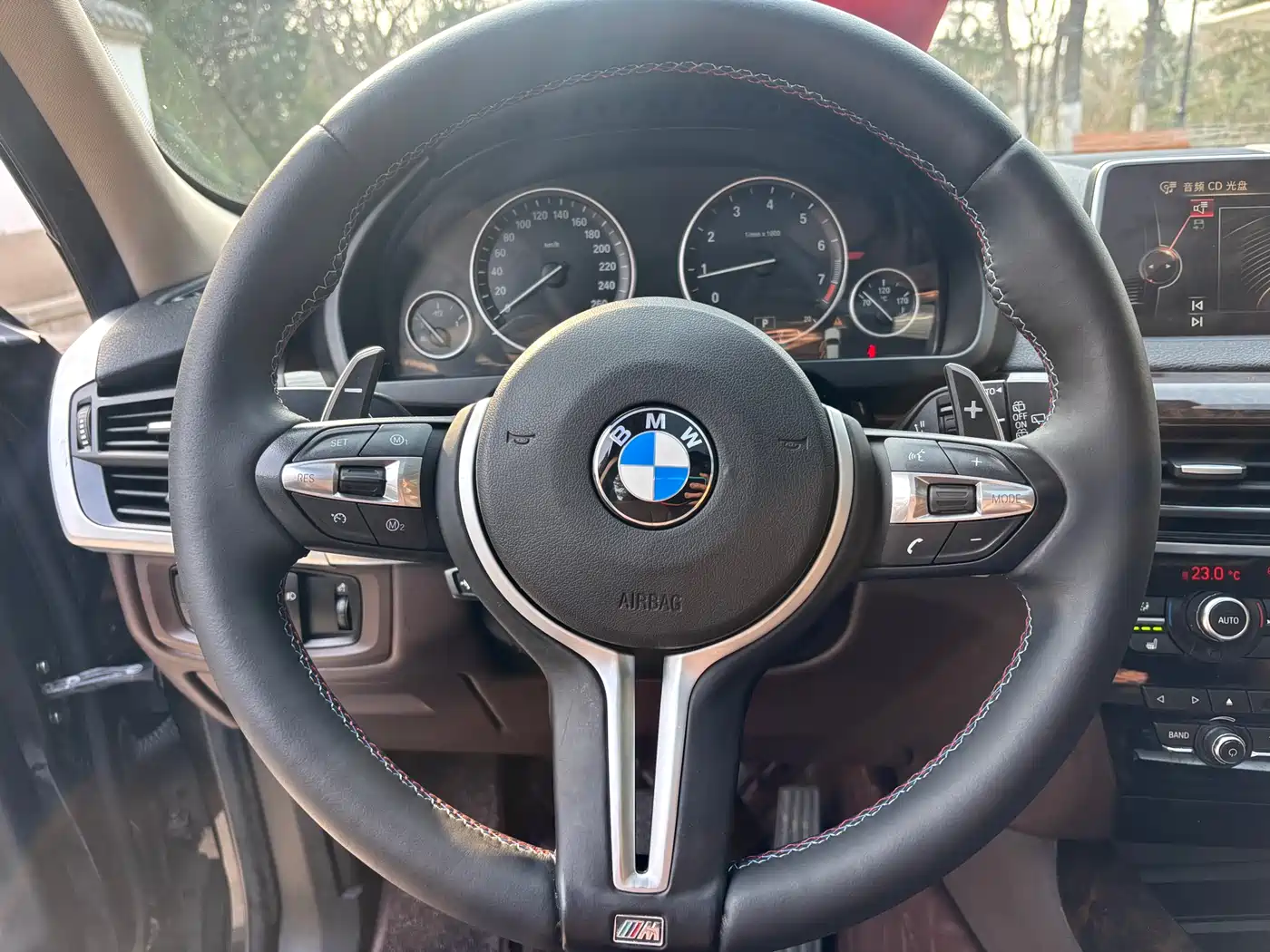BMW X5 (Import) 2015 xDrive28i фото 11