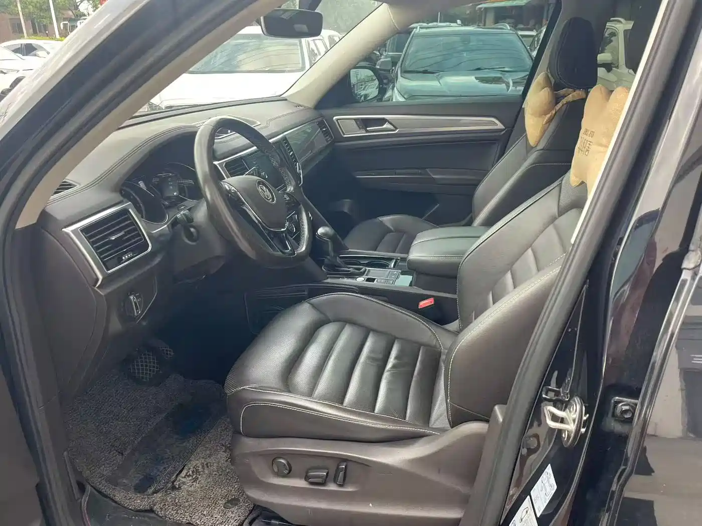 Volkswagen Teramont 2019 330TSI 2WD Luxury China VI фото 8