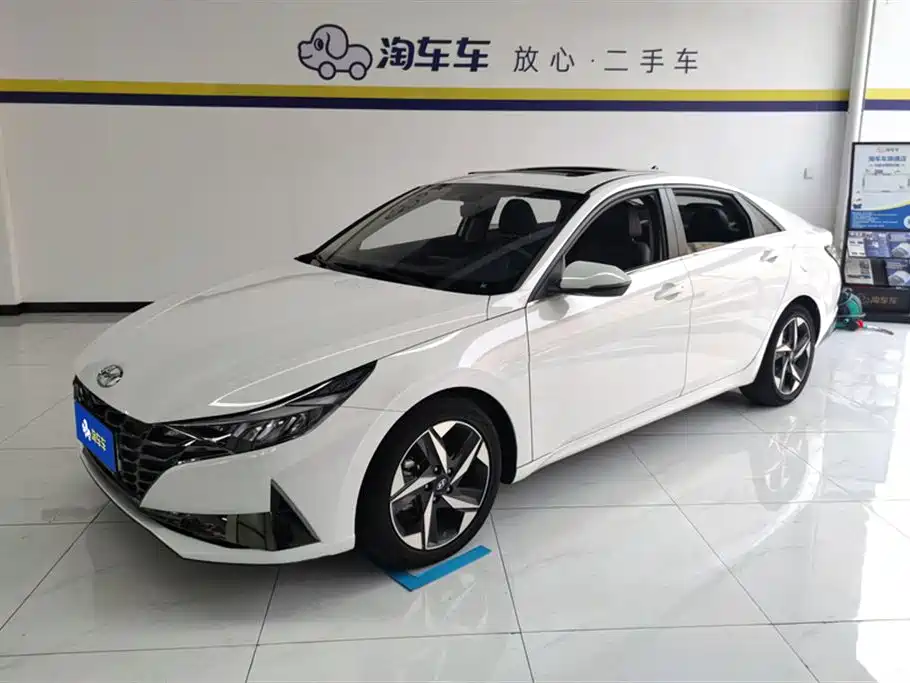 Hyundai Elantra 2022 1.5L CVT GLX Elite Edition