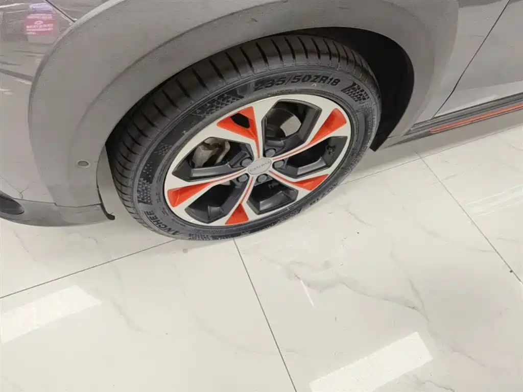Lynk & Co 02 2018 Model 1.5T DCT 2WD Yao Pro Edition China V фото 23
