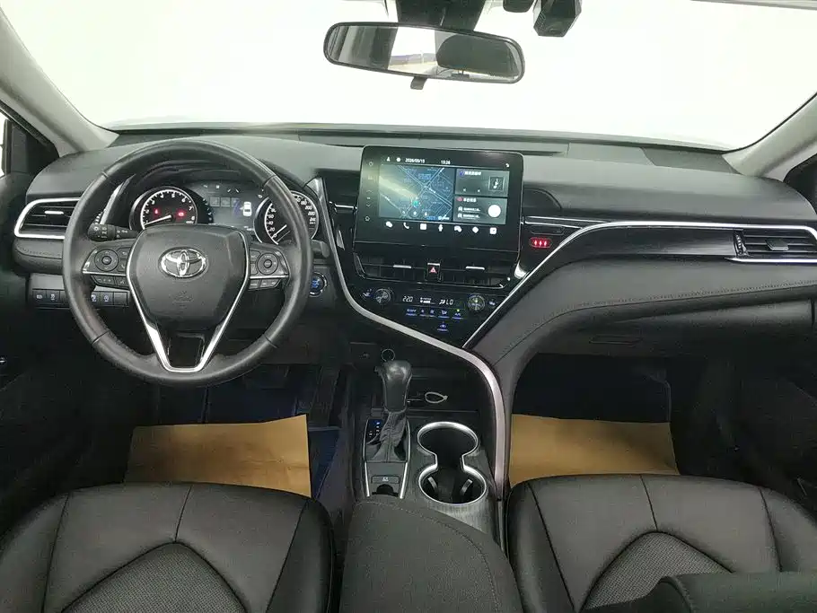 Toyota Camry 2021 2.0G Luxury Edition фото 12