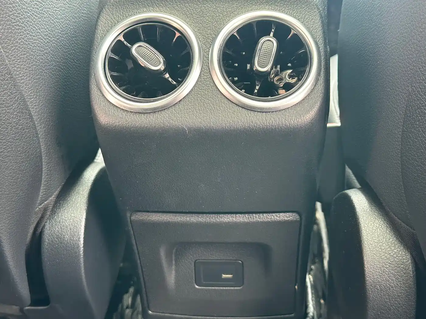 Mercedes-Benz A-Class 2022 A 180 L Sport Sedan фото 16