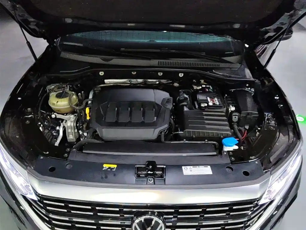Volkswagen Passat 2022 330TSI Elite Edition фото 20