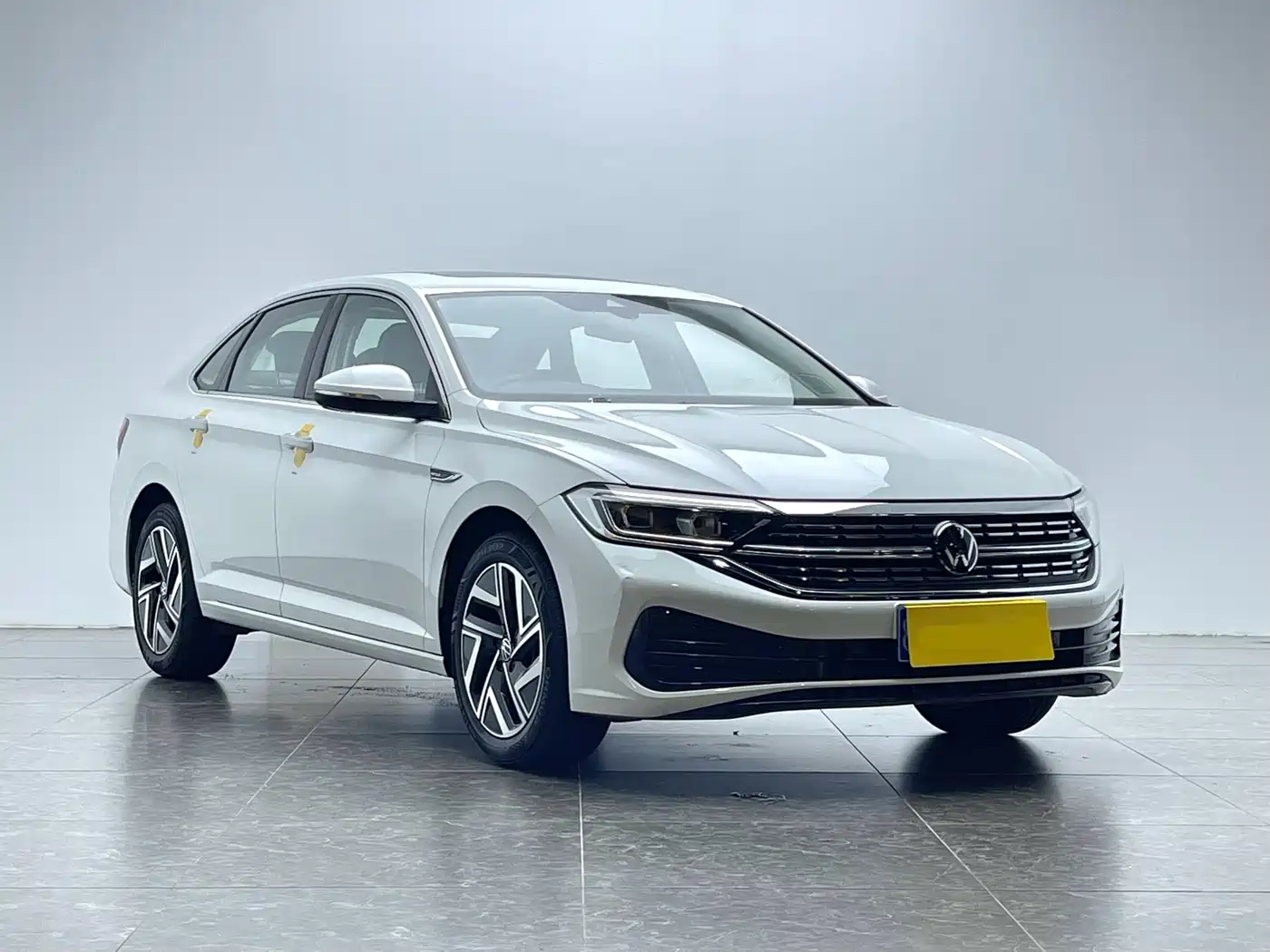 Volkswagen Sagitar 2024 300TSI DSG Surpass Edition фото 19
