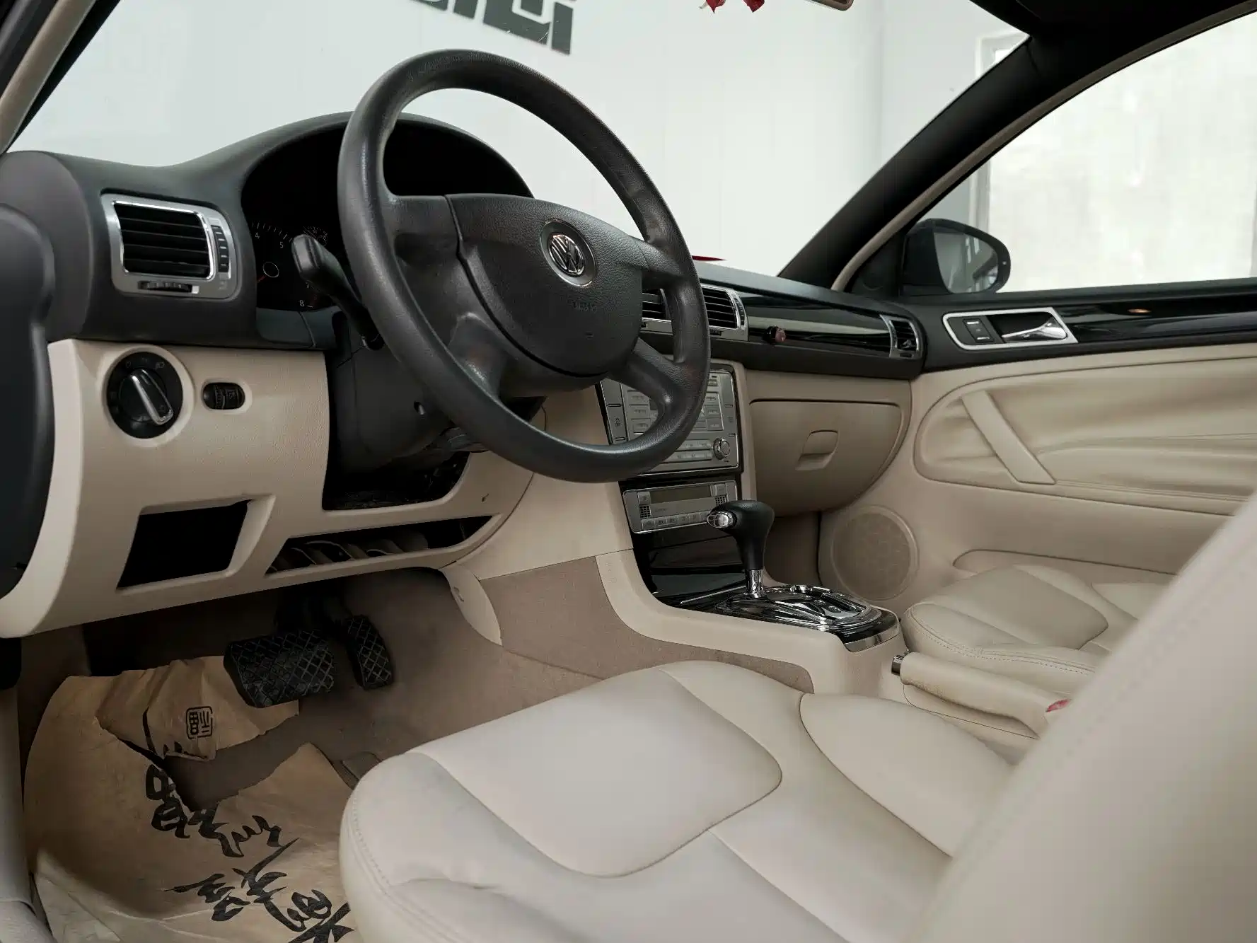 Фото 10 - Volkswagen Passat Lingyu